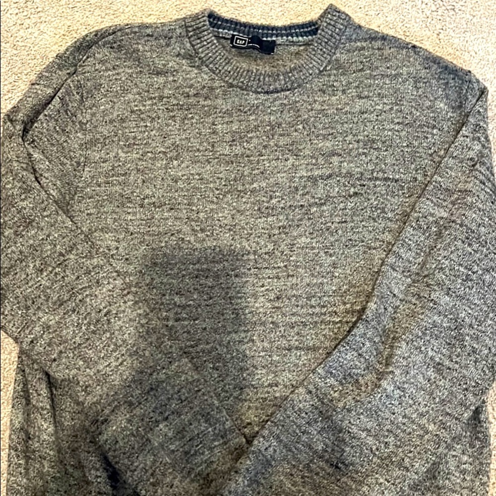 Mens crewneck sweater size Large